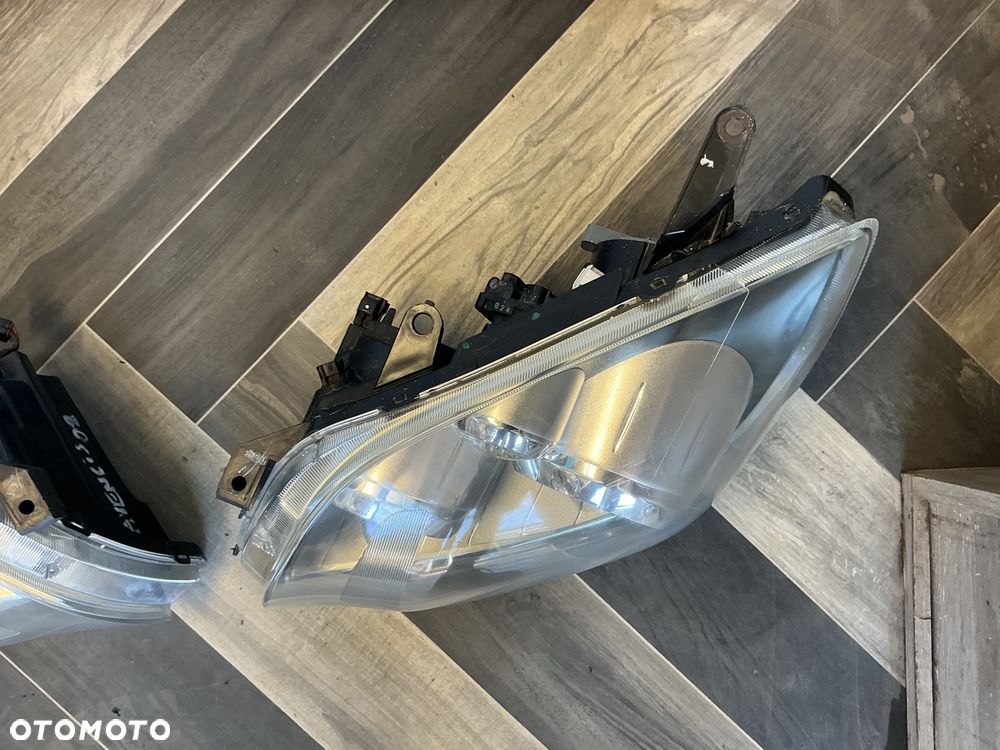TOYOTA AVENSIS T25 LIFT LAMPA PRAWA LEWA LAMPY PRZEDNIE KOMPLET - 5