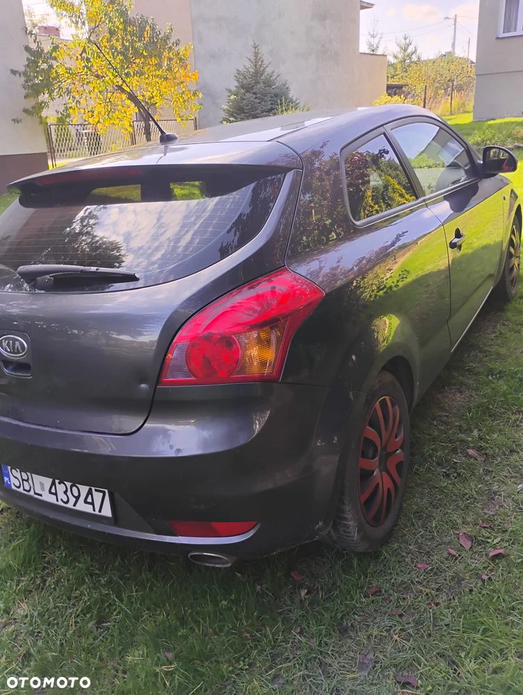 Kia Ceed 1.4 L - 4