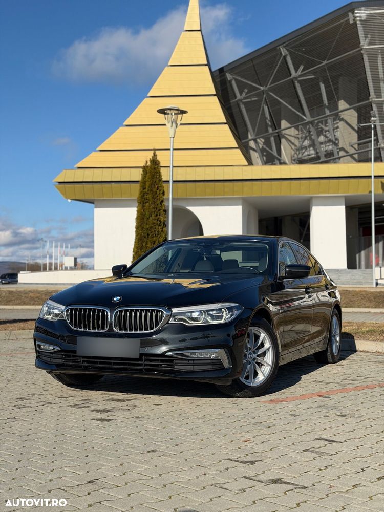 BMW Seria 5 530i xDrive AT - 2