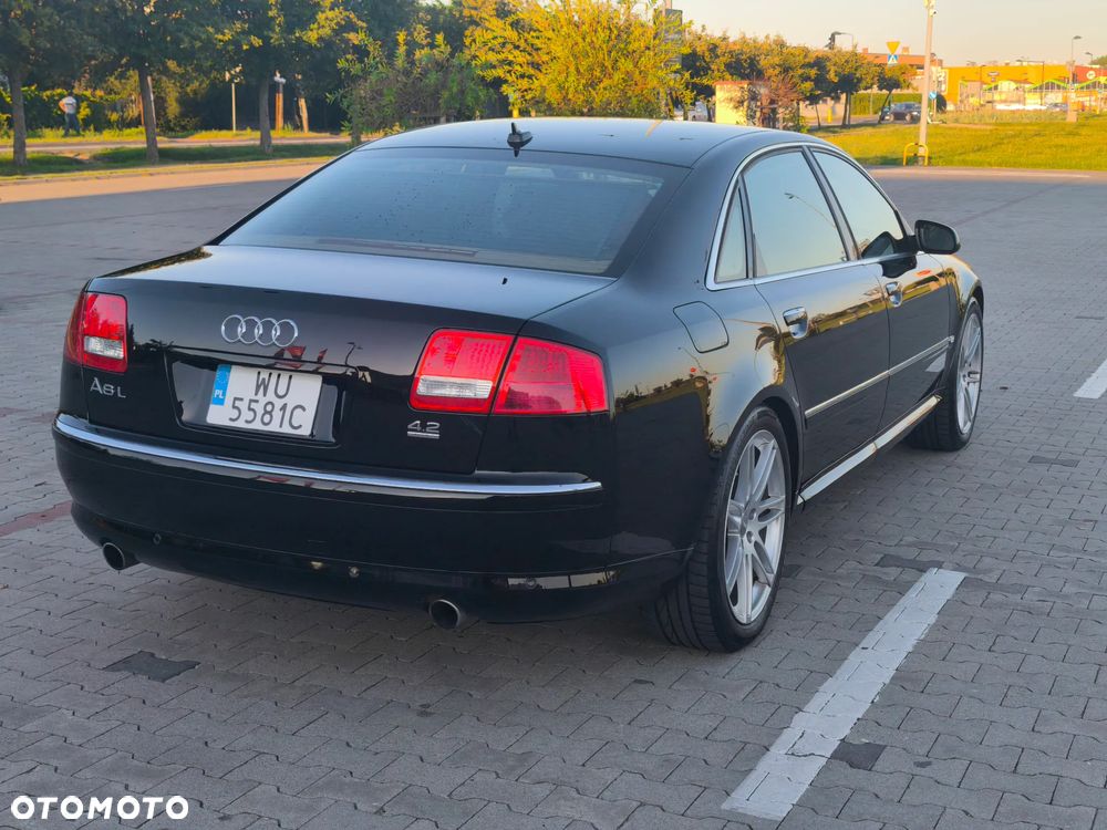 Audi A8 4.2 FSI L Quattro - 15