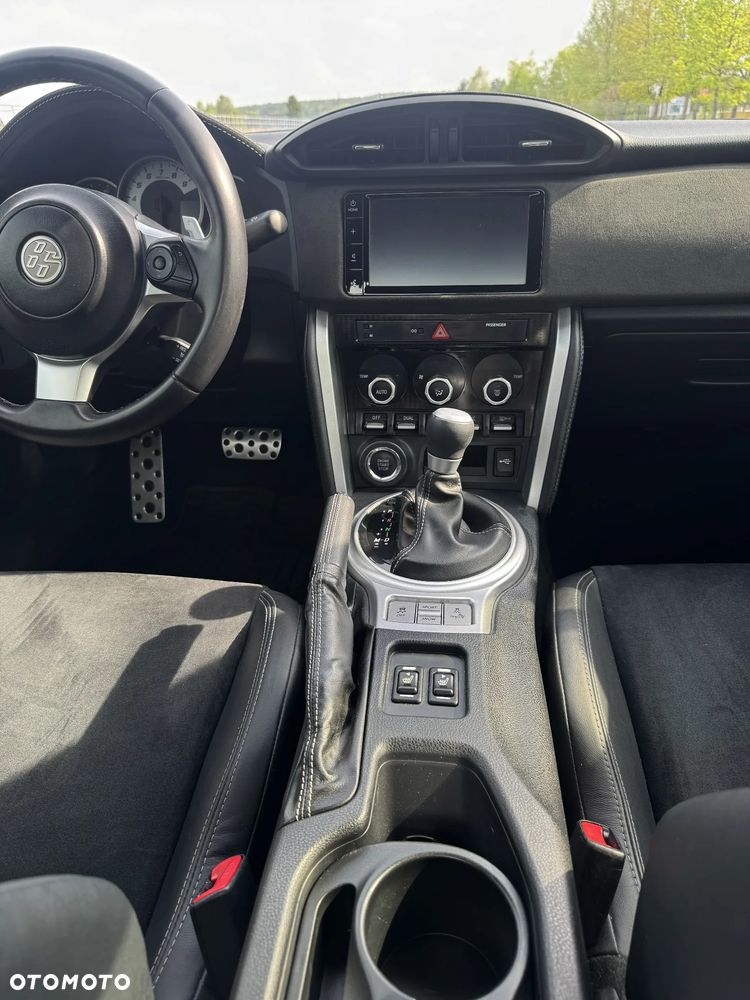 Toyota GT86 2.0 Premium - 34