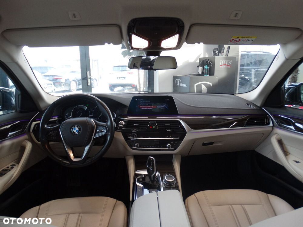 BMW Seria 5 - 30