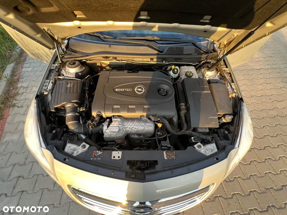 Opel Insignia - 29