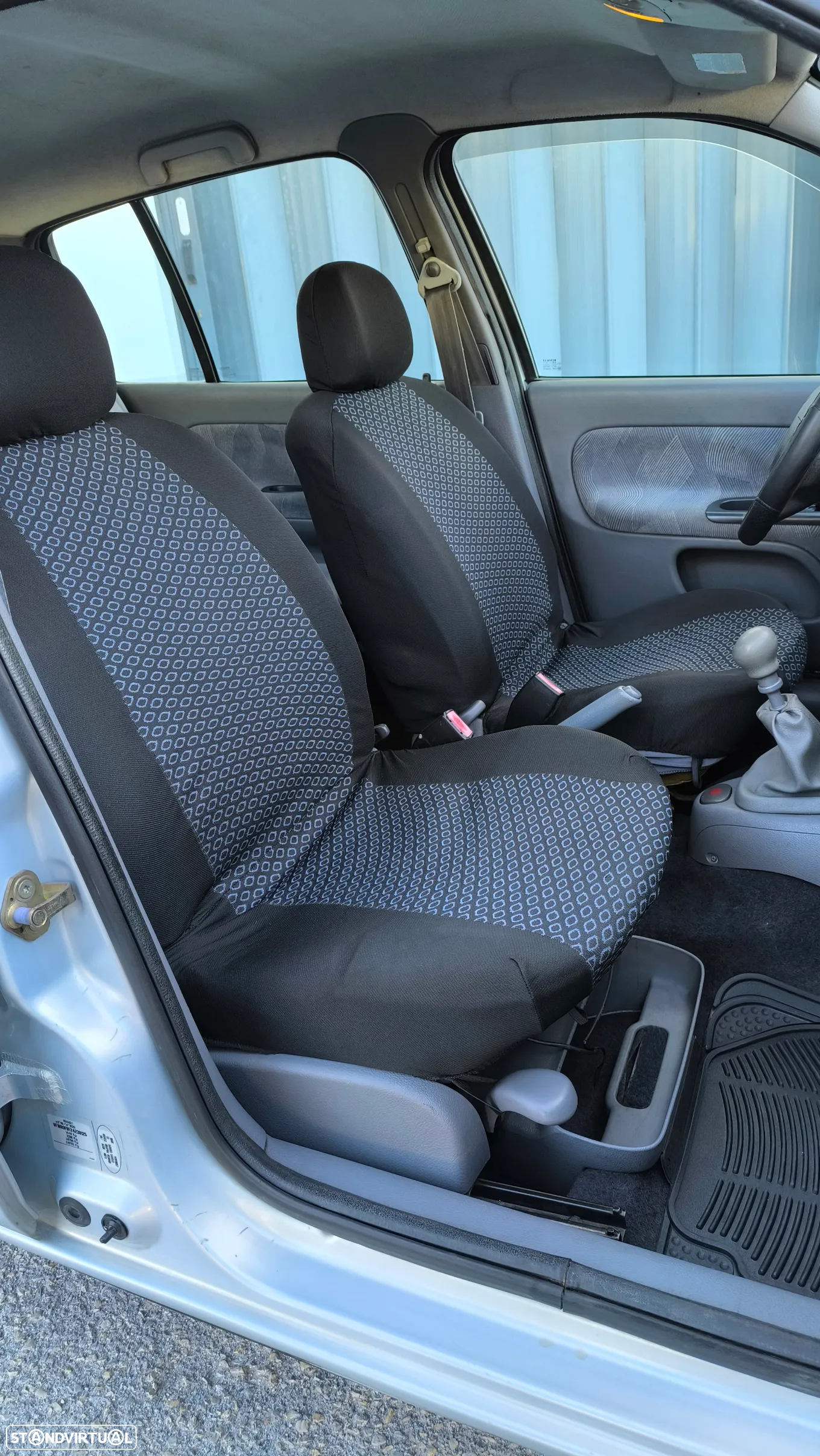 Renault Clio 1.2 RXE - 39