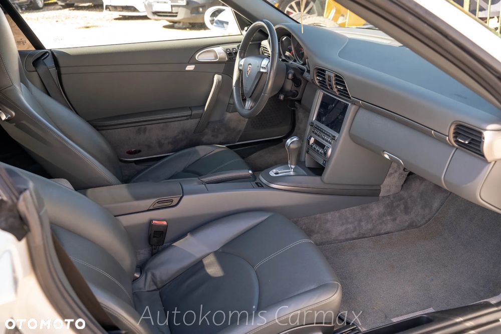 Porsche 911 - 18