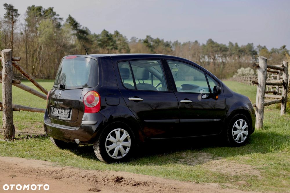 Renault Modus 1.6 16V Cite - 13