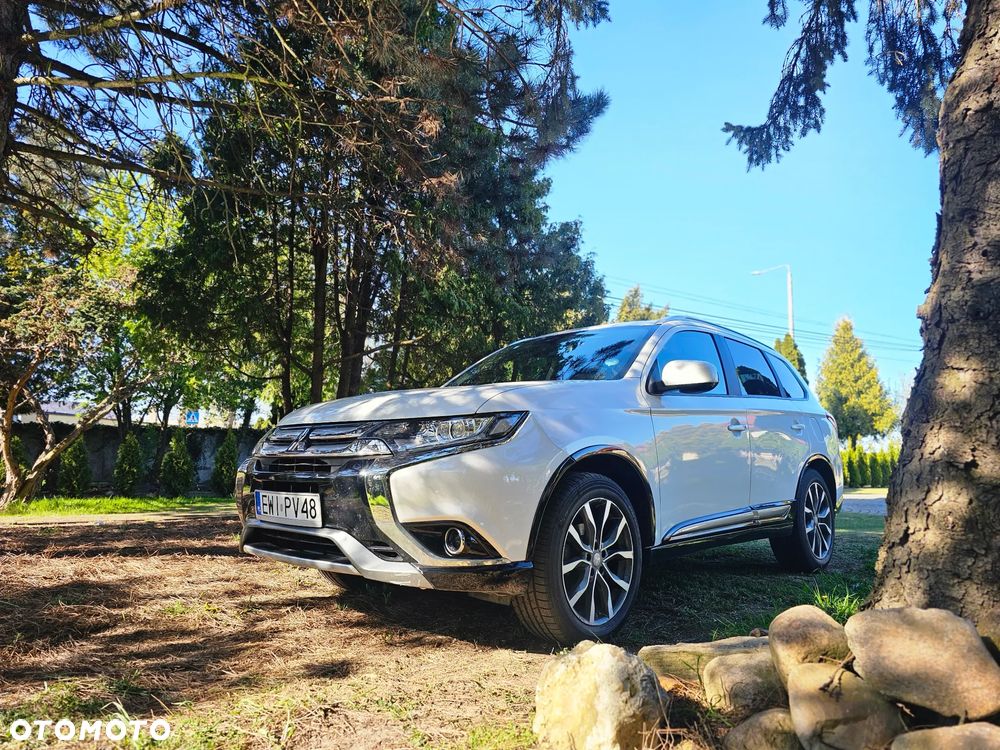 Mitsubishi Outlander - 13