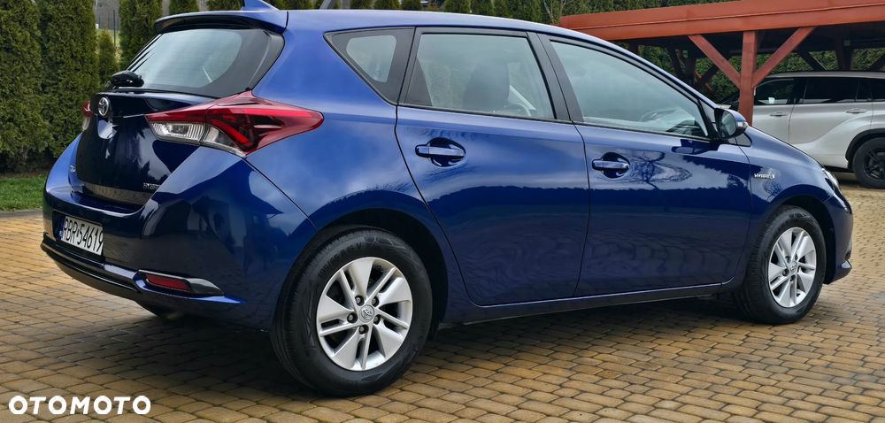 Toyota Auris - 9