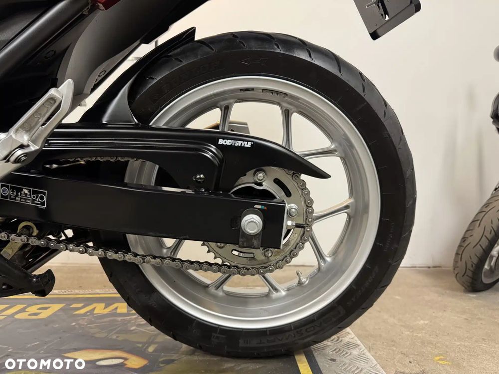 Honda NC - 25