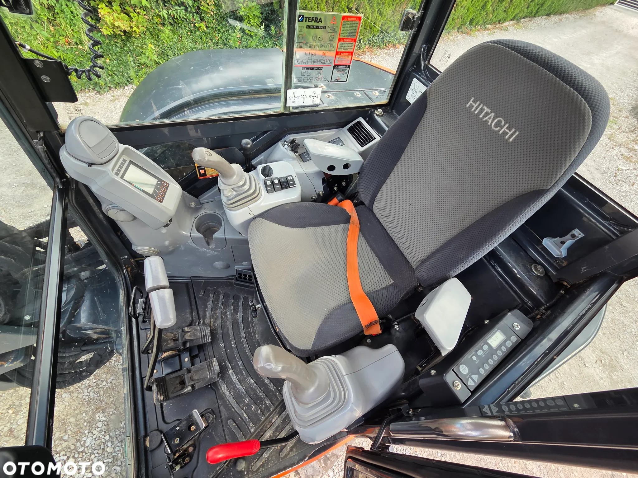 Hitachi ZX65usb - 11
