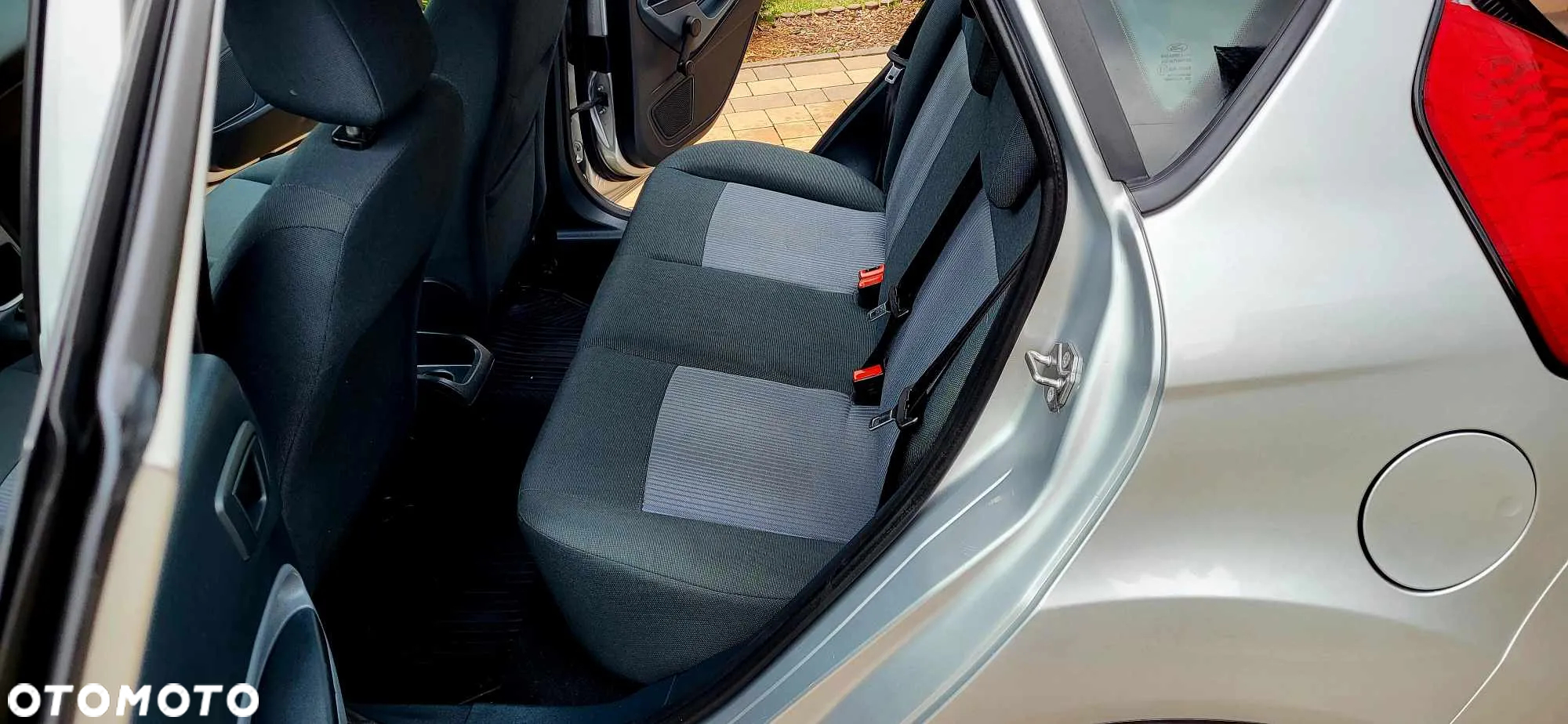 Ford Fiesta 1.25 Titanium EU5 - 14