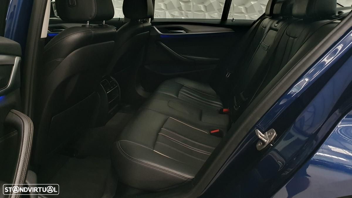 BMW 520 d Line Luxury Auto - 34