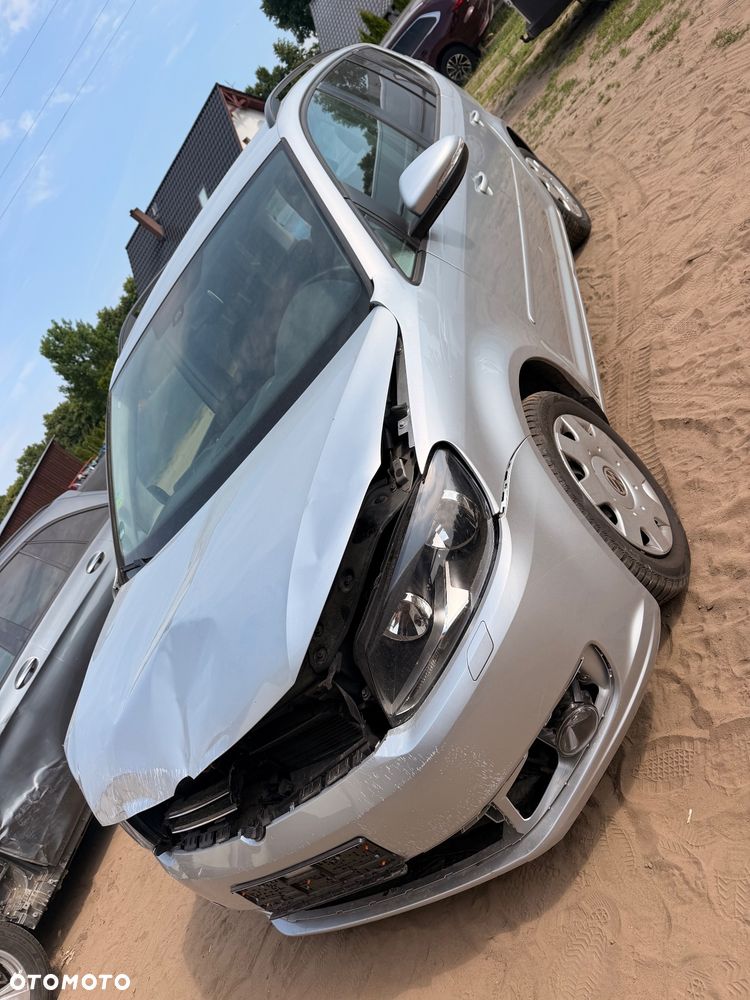 Volkswagen Touran 1.4 TSI DSG STYLE - 2