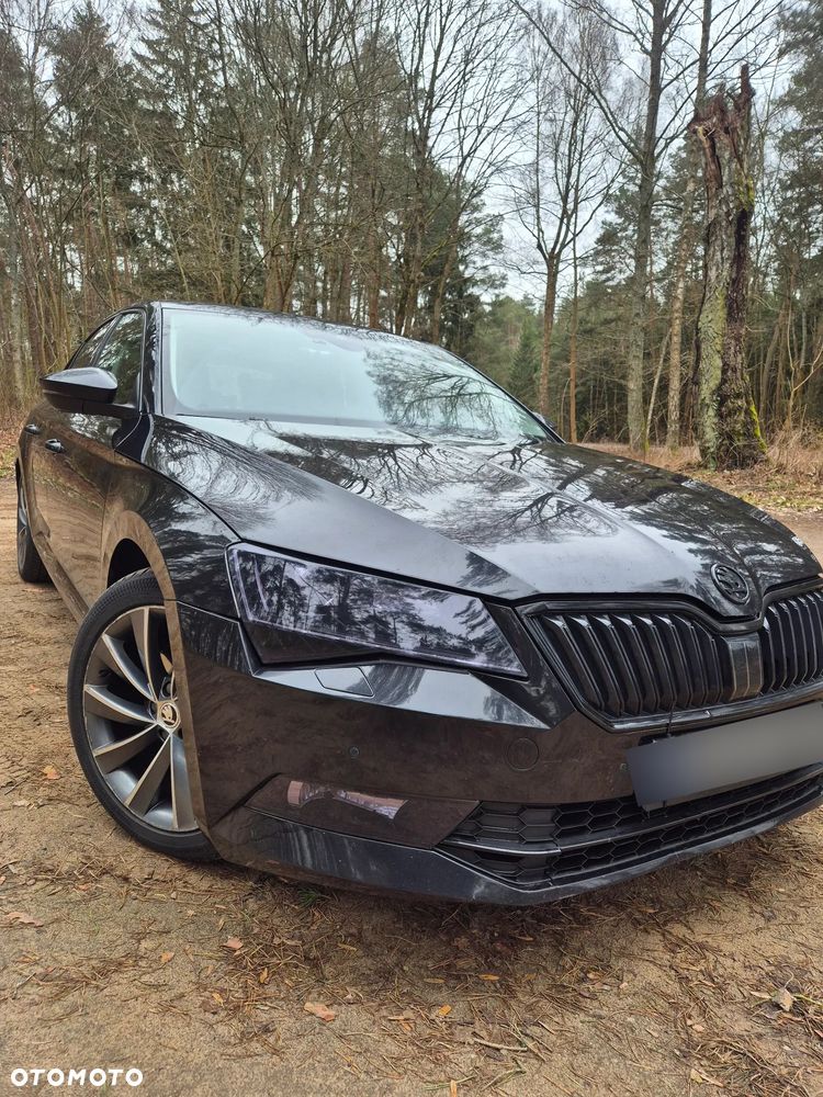 Skoda Superb 2.0 TDI 4x4 L&K DSG - 9
