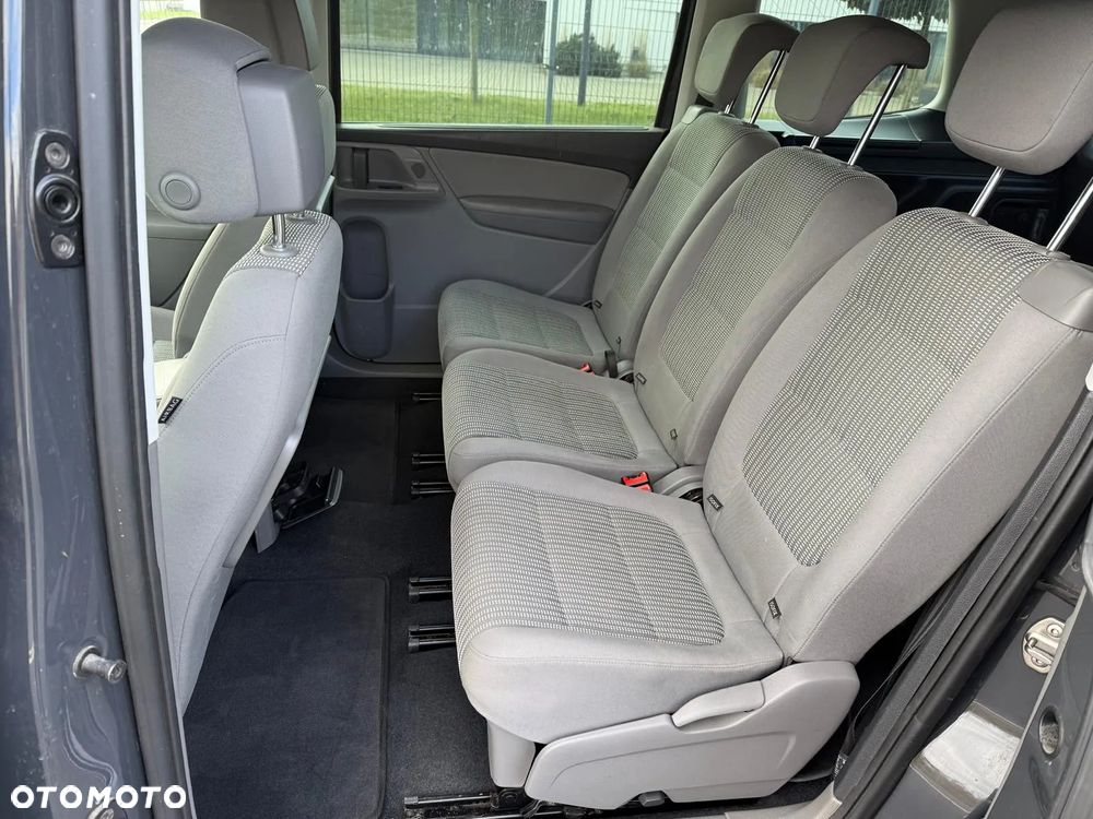 Seat Alhambra 2.0 TDI Reference DSG - 23