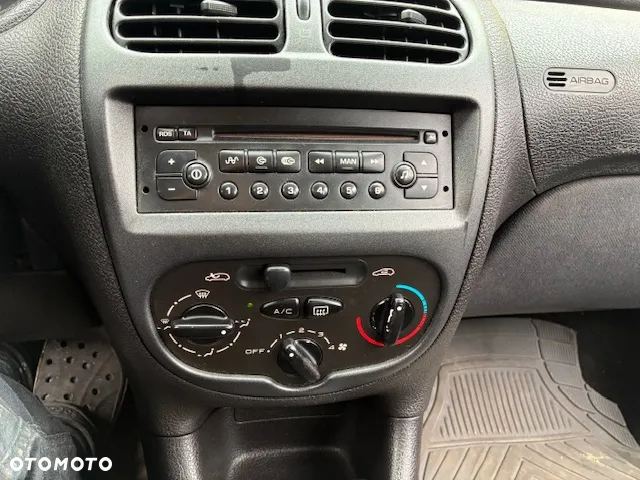 Peugeot 206 1.4 Ambiance - 10