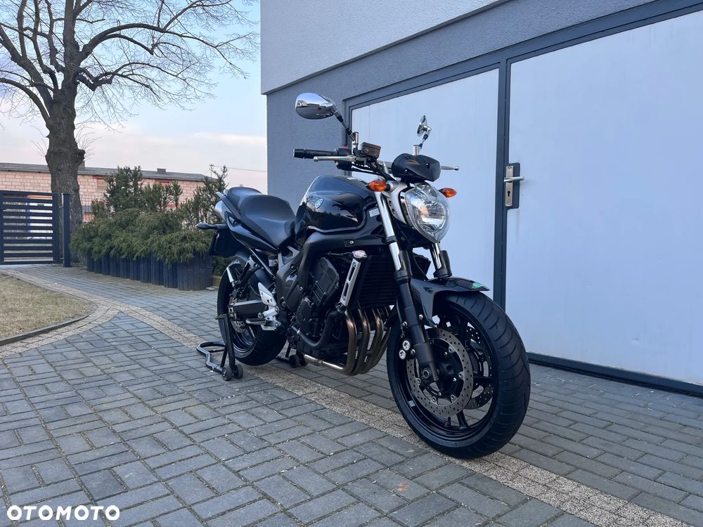 Yamaha FZ6 - 2