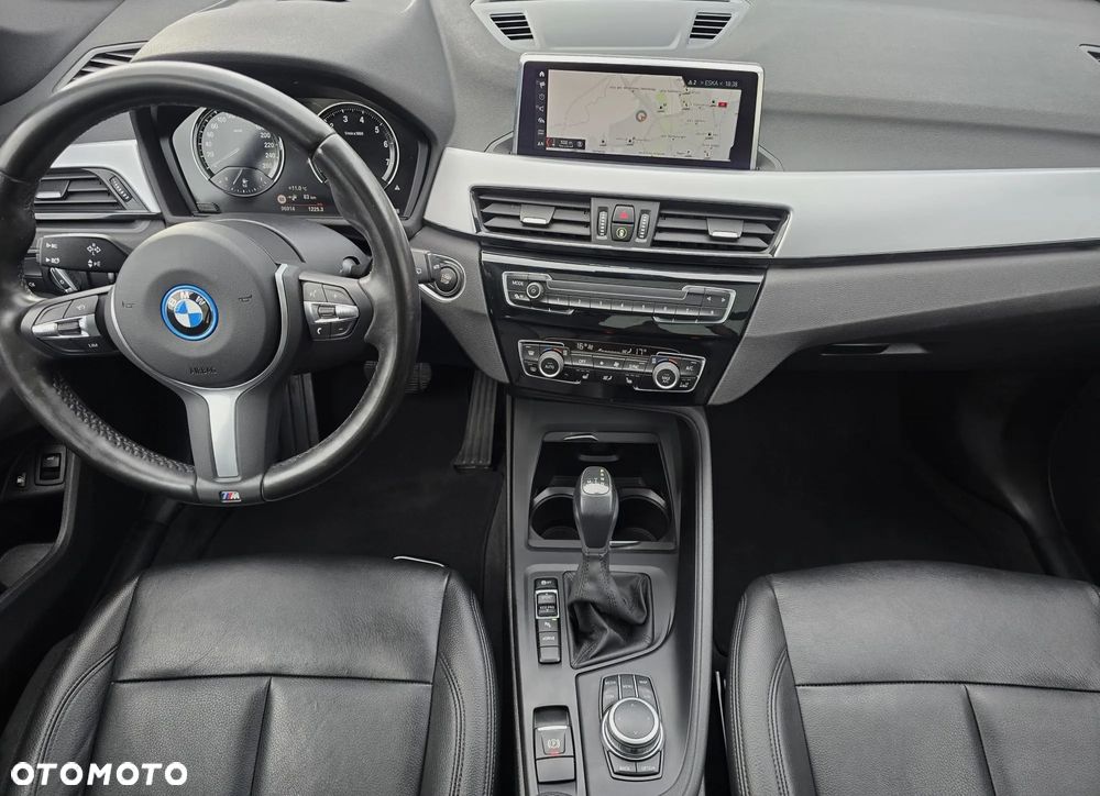 BMW X1 xDrive25e xLine - 15