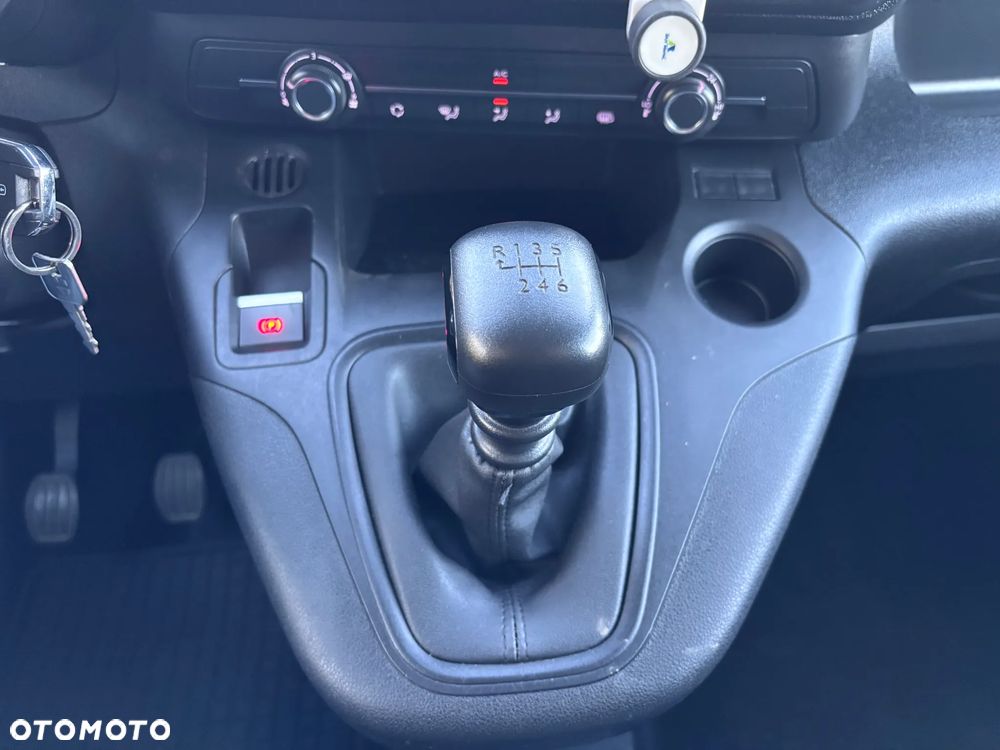 Toyota ProAce Active - 24