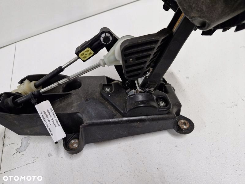 RENAULT KADJAR MECHANIZM ZMIANY BIEGÓW GAŁKA WYBIERAK 341042886R - 9