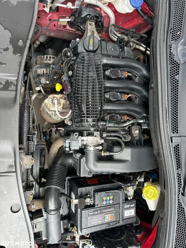 Peugeot 2008 1.2 Pure Tech Active - 11