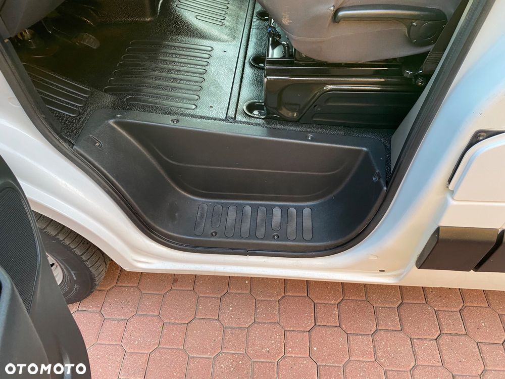 Renault MASTER L2 H2  DCi 180 stan Bardzo dobry ,gotowy do dalszego użytkowania - 14