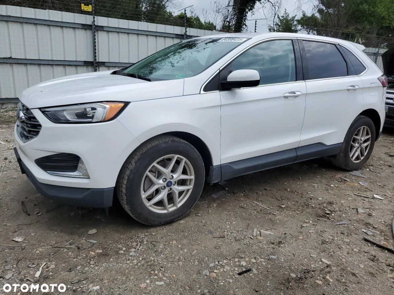 Ford Edge - 1