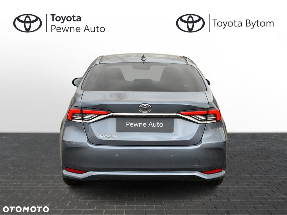 Toyota Corolla - 5