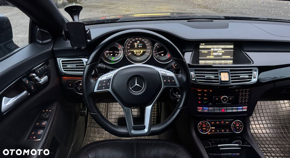 Mercedes-Benz CLS - 11