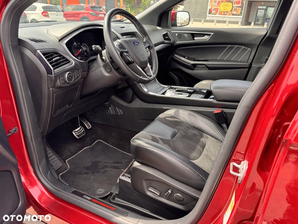 Ford Edge - 9