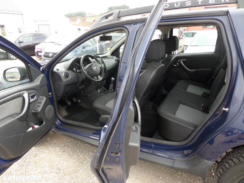 Dacia Duster 1.5 dCi 4x4 Laureate - 14