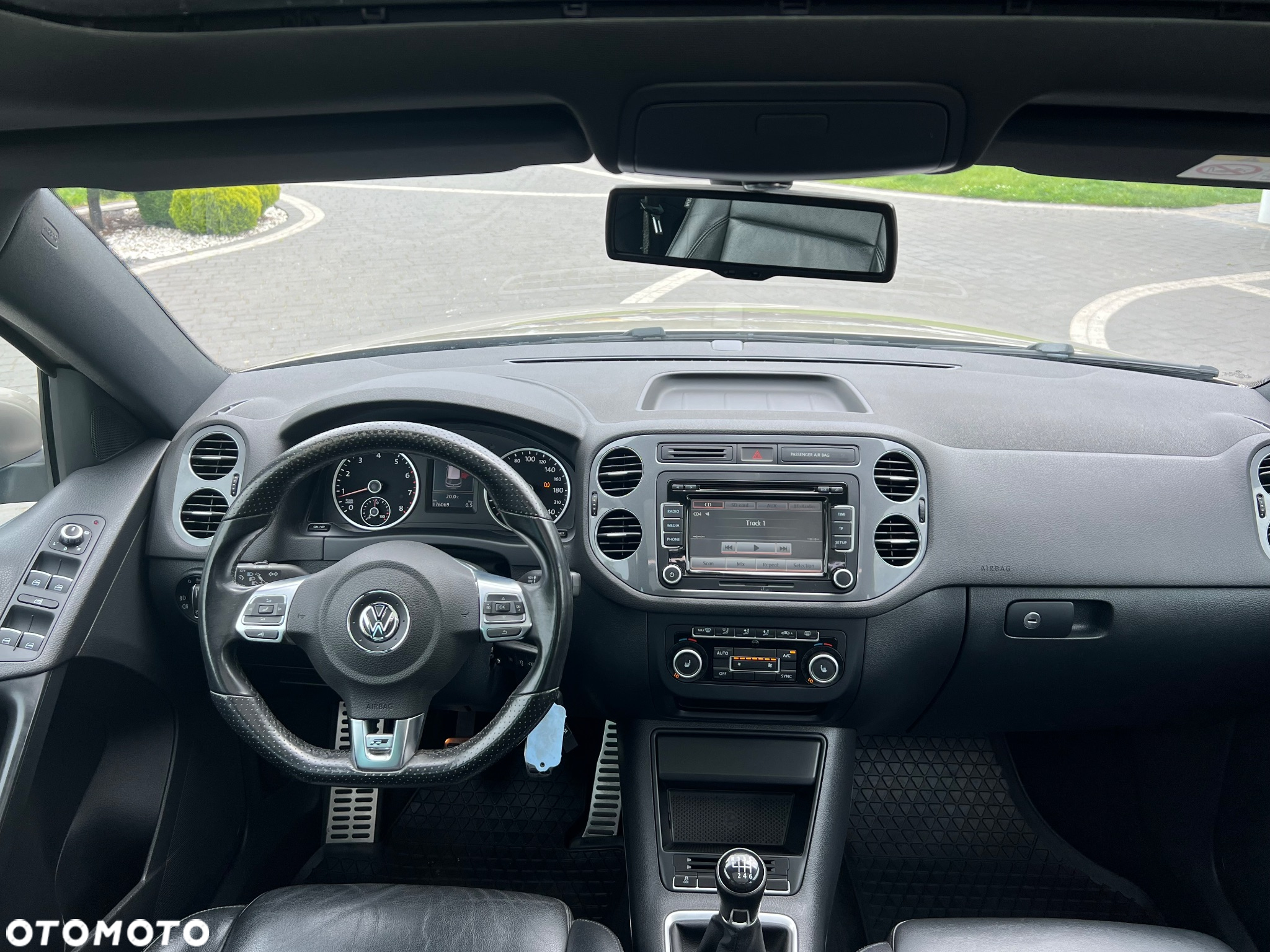 Volkswagen Tiguan 1.4 TSI 4Mot R-Style - 32