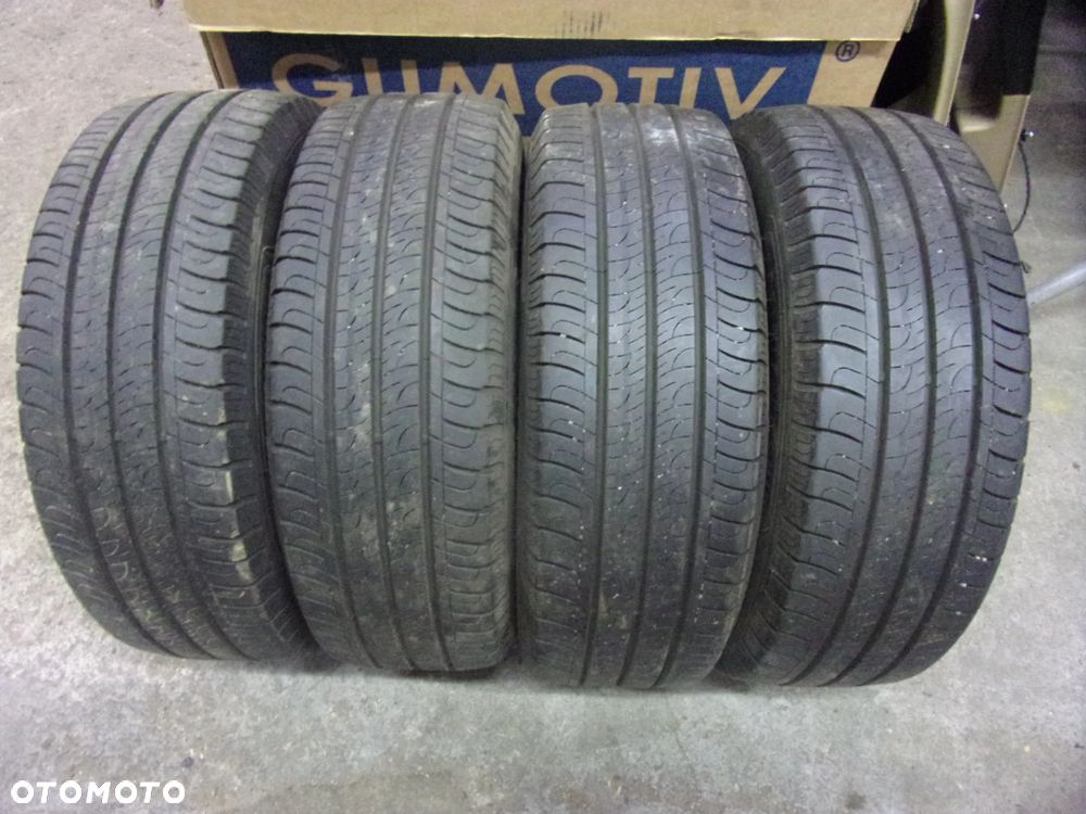 Komplet opon letnich 195/60 R16C 99/97H Good Year Efficient Grip Cargo