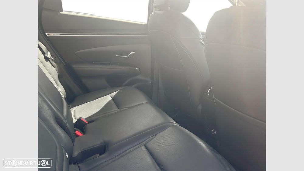 Hyundai Tucson 1.6 T-GDI PHEV Vanguard — fotografia 17
