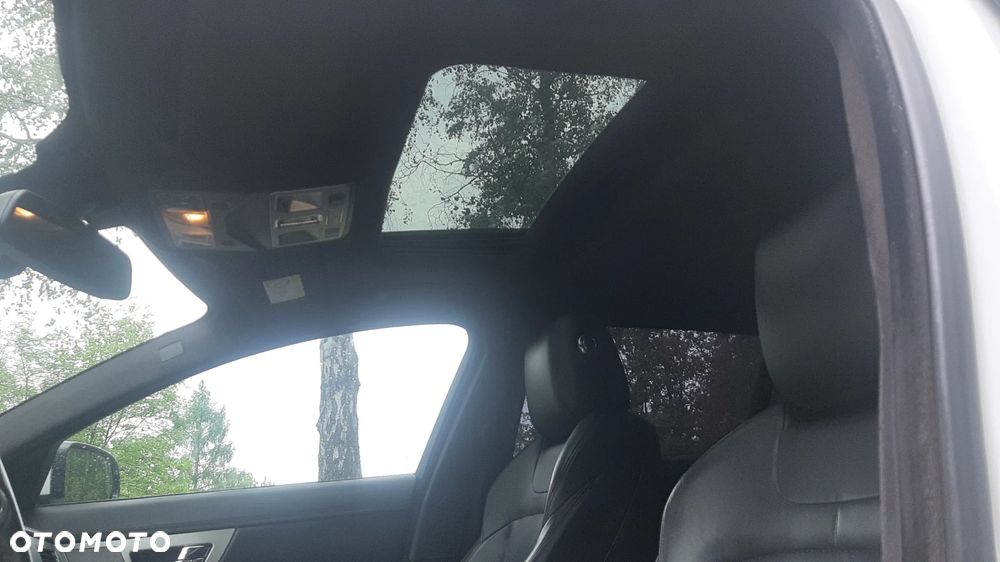 Jaguar XF 3.0 V6 Diesel S Sportbrake - 10