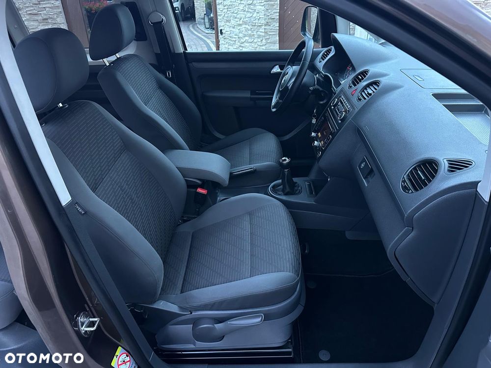 Volkswagen Caddy Highline - 9