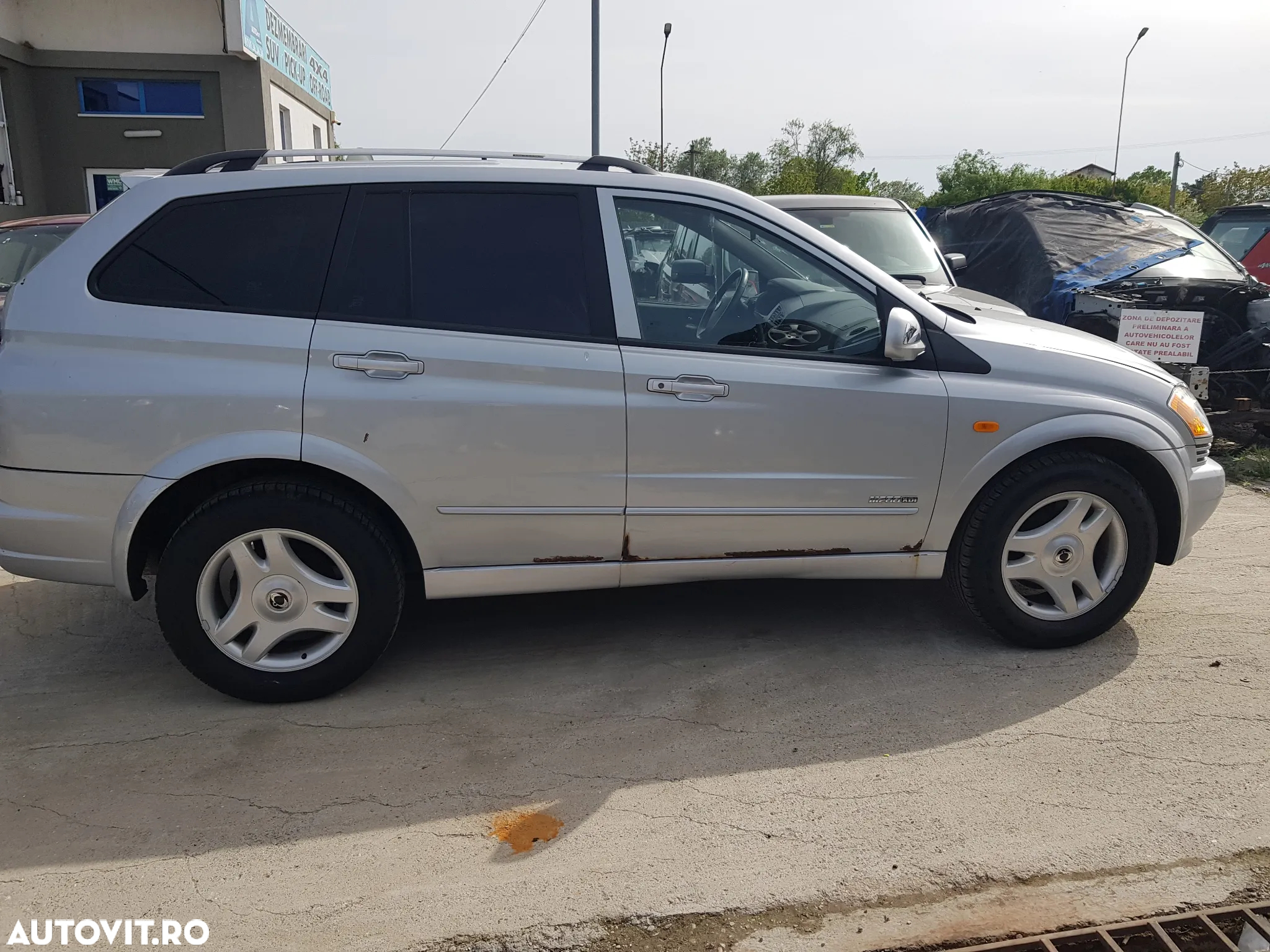 Dezmembrez SsangYong Kyron 2.0d Automat fabr 2007 - 3