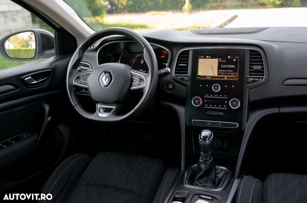 Renault Megane BLUE dCi Limited - 18