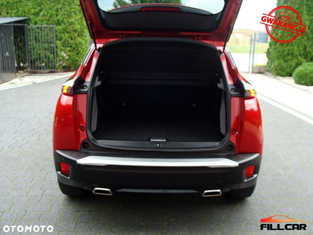 Peugeot 2008 PureTech 130 Allure - 25