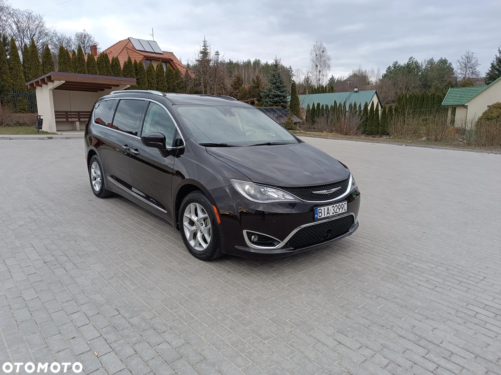 Chrysler Pacifica - 7