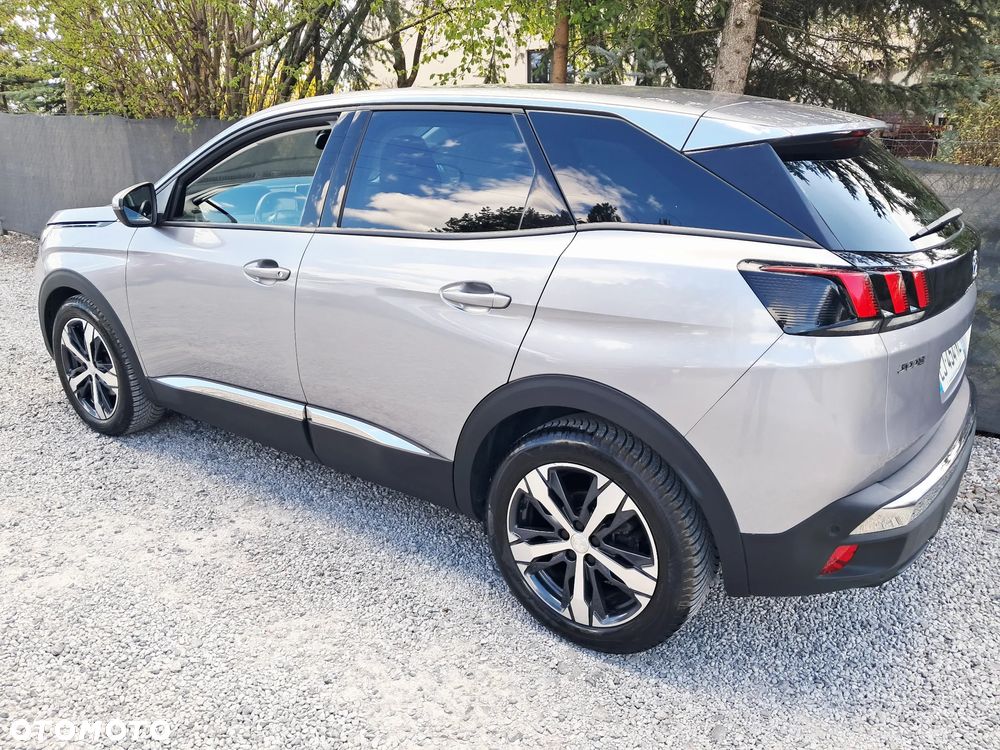 Peugeot 3008 1.2 PureTech GPF Allure S&S EAT8 - 6