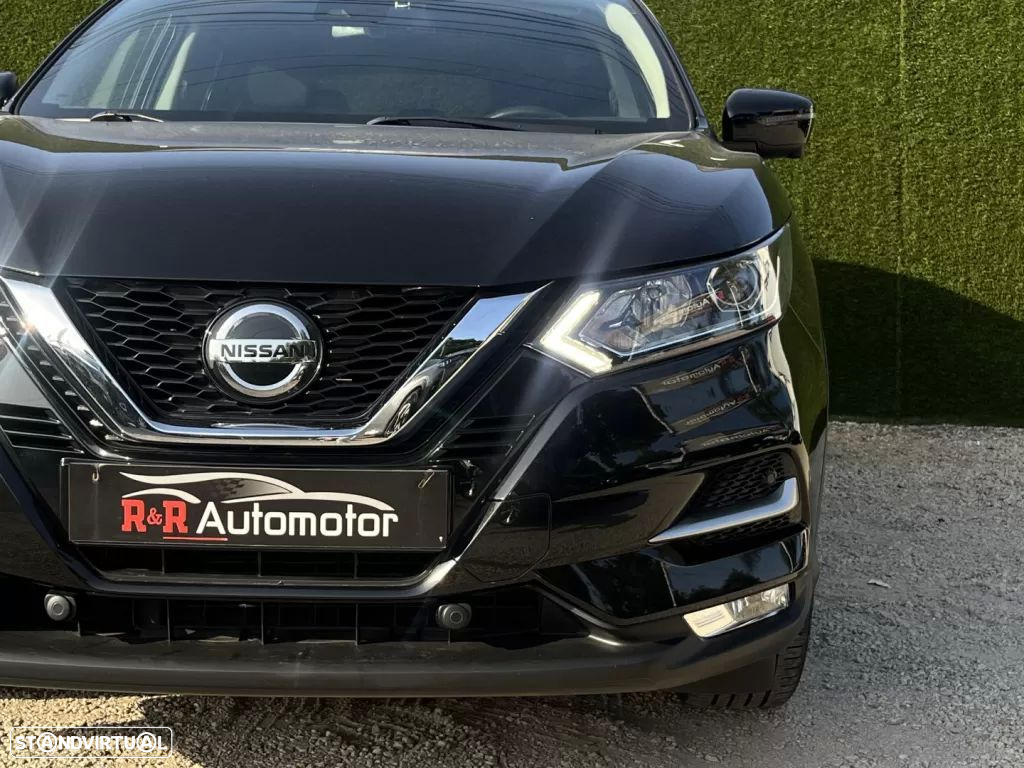 Nissan Qashqai 1.3 DIG-T N-Connecta DCT - 4