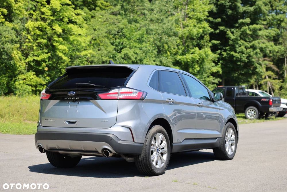 Ford Edge - 8