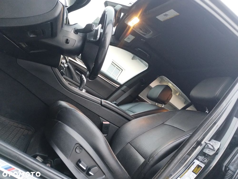 BMW Seria 5 535i Sport-Aut - 20