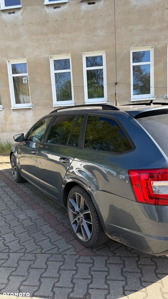 Skoda Octavia 2.0 TDI RS DSG - 5