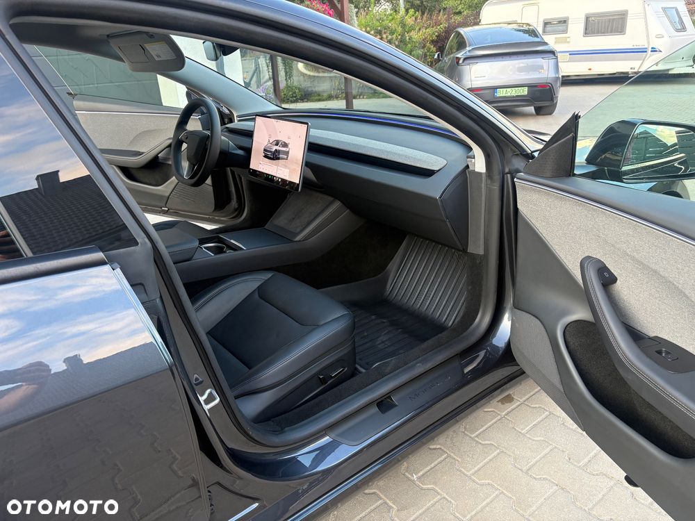 Tesla Model 3 - 15