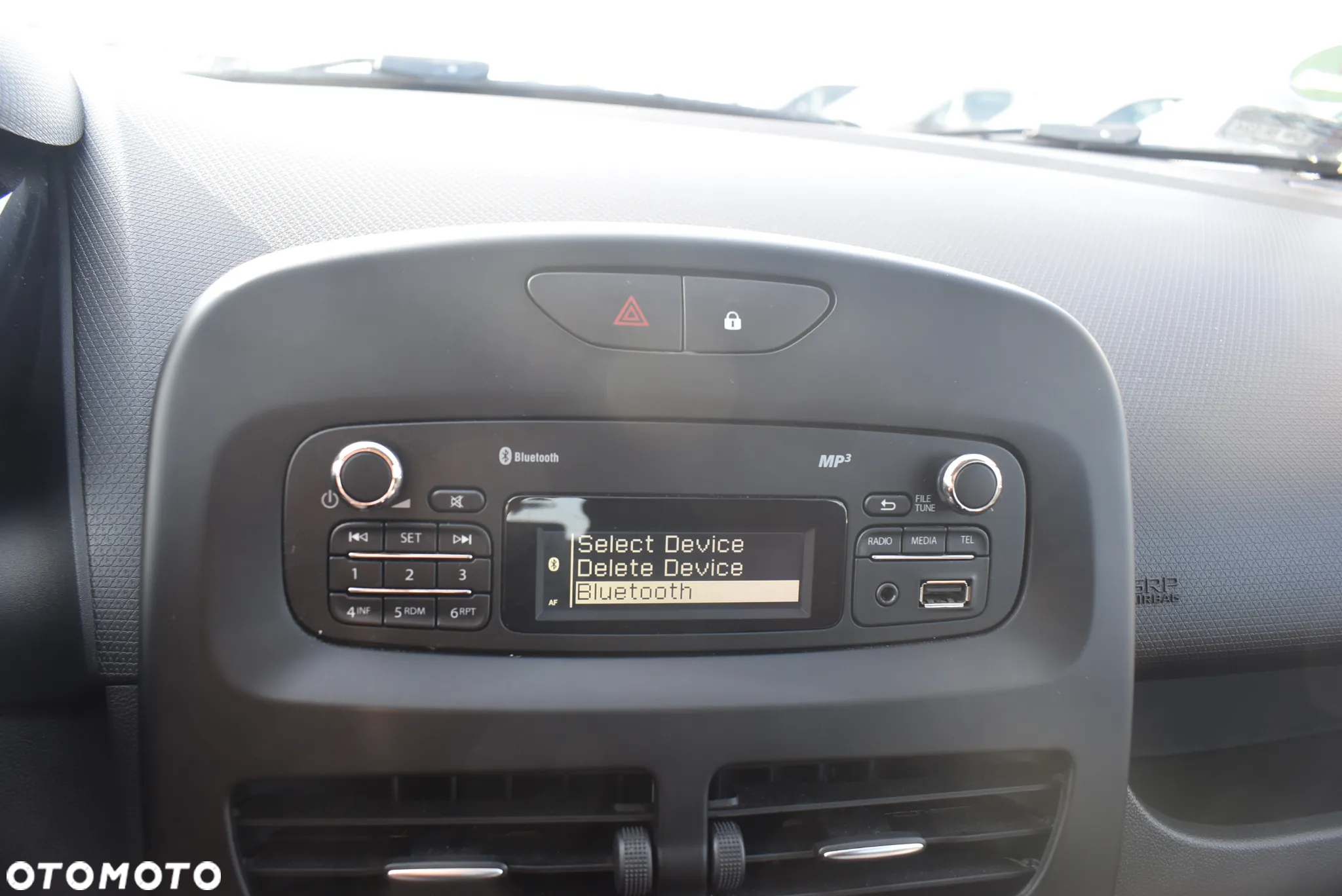 Renault Clio 1.5 dCi Business - 28