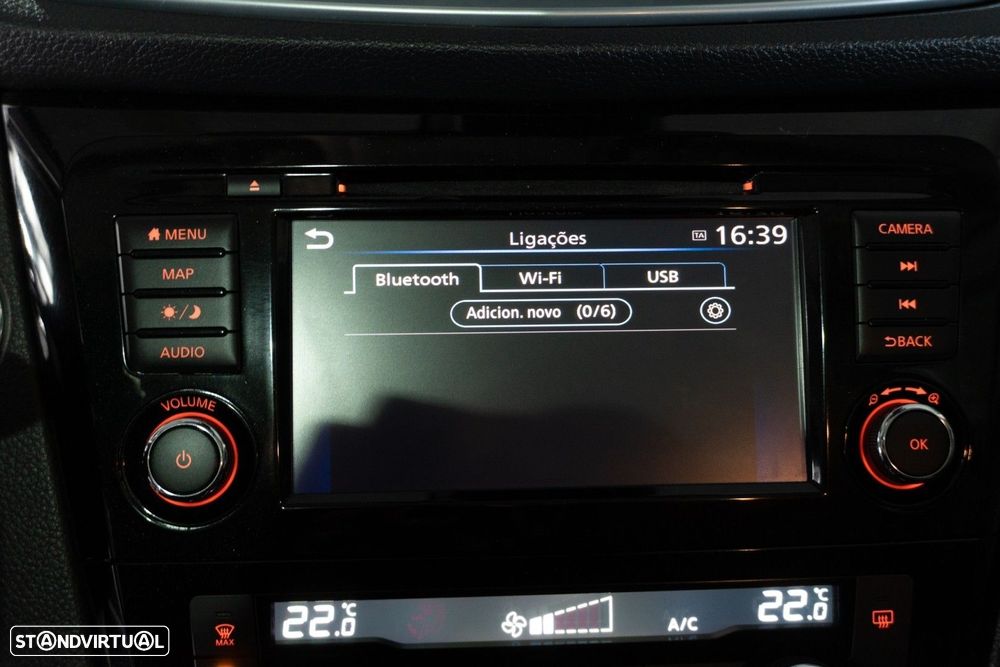 Nissan Qashqai 1.3 DIG-T N-Connecta LED+SKY - 20