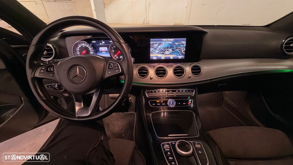 Mercedes-Benz E 220 - 13