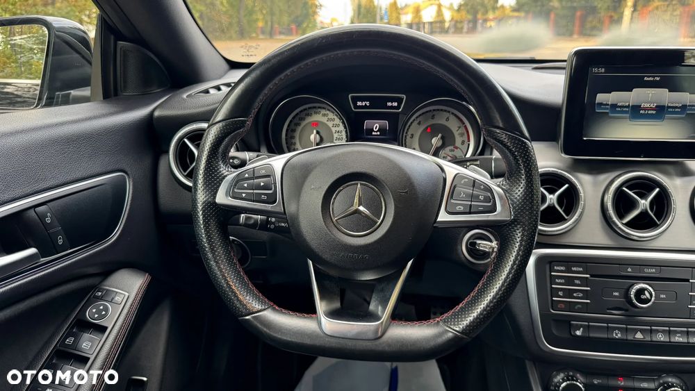 Mercedes-Benz CLA 180 7G-DCT AMG Line - 31